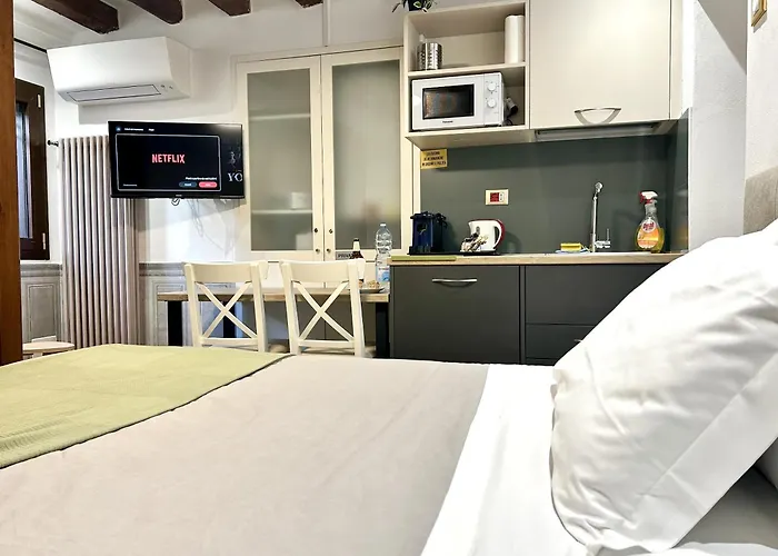 Marsela Suites-Independent Apartment