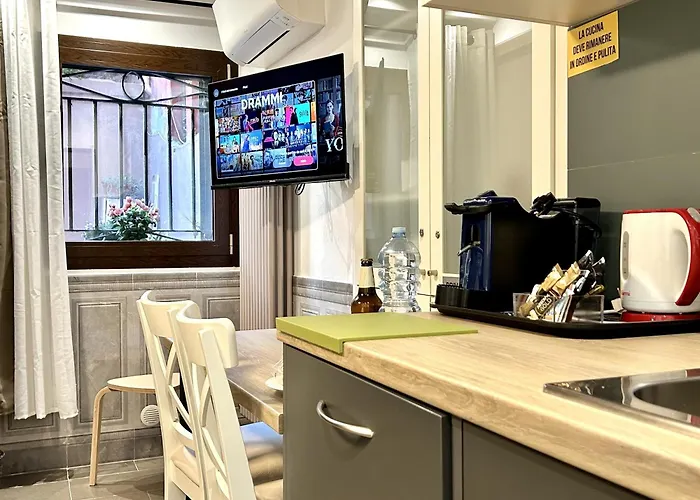 Marsela Suites-Independent Apartment